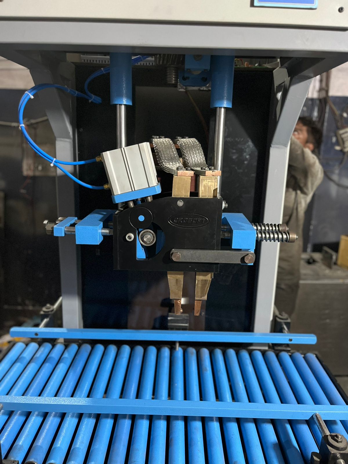 Battery ICW Welding Machine Image 2