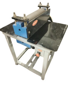 Battery pleat press roller